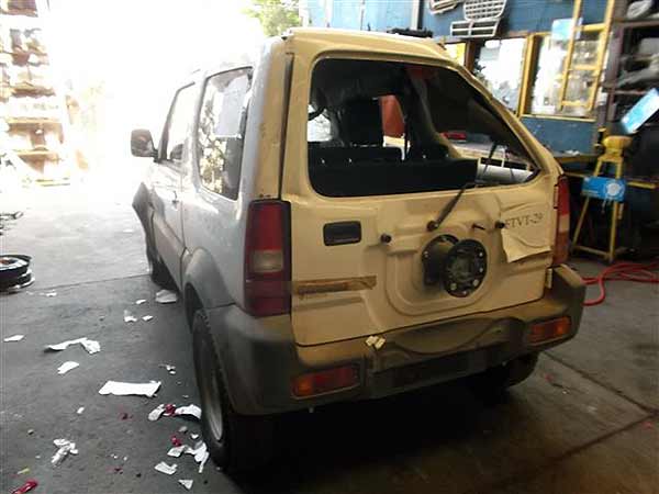 COMPRESOR AIRE ACONDICIONADO Suzuki JIMNY 2013  USADO  EN DESARME
