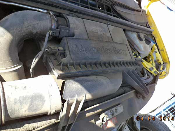 MAZA Mercedes-Benz VITO 2012  USADO  EN DESARME