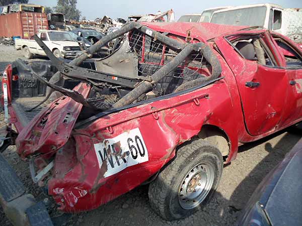  Mitsubishi L200 2011    EN DESARME