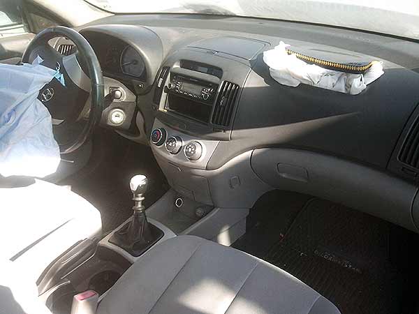  Hyundai ELANTRA 2008    EN DESARME