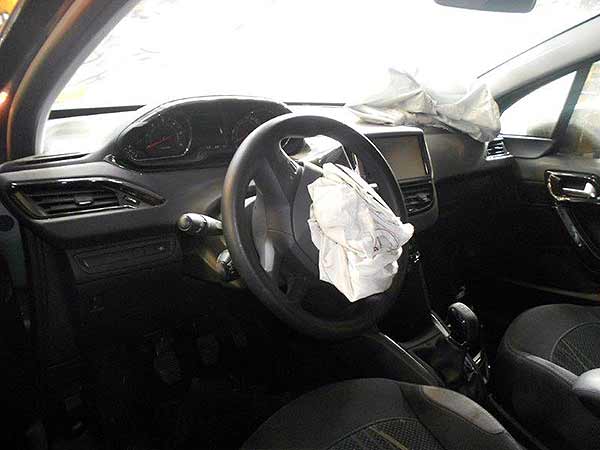 EJE Peugeot 208 2013  USADO  EN DESARME