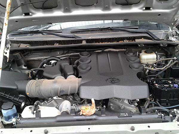  Toyota 4RUNNER 2013    EN DESARME