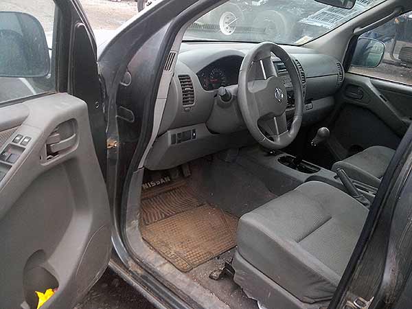  Nissan NAVARA 2009    EN DESARME