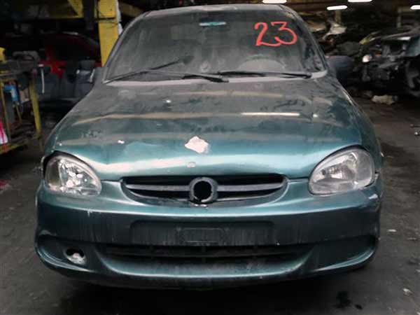  Chevrolet CORSA 2002    EN DESARME
