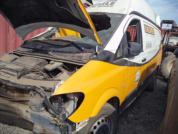 MAZA Mercedes-Benz VITO 2011  USADO  EN DESARME