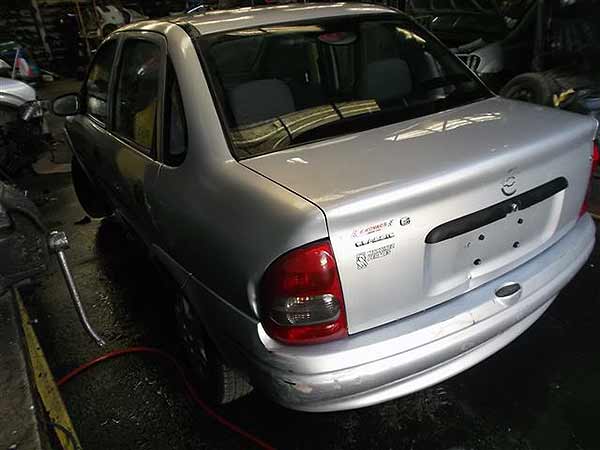  Chevrolet CORSA 2004    EN DESARME