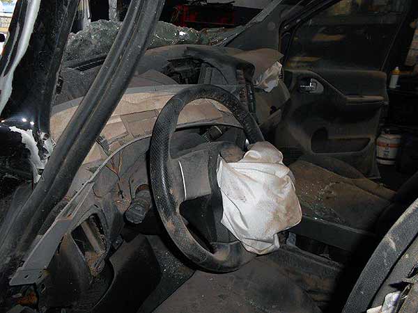 RIEL INYECCIóN Nissan PATHFINDER 2012  USADO  EN DESARME