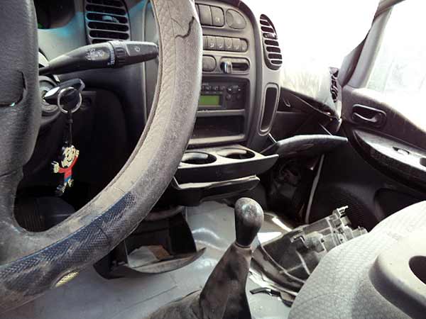  Jac REFINE     EN DESARME