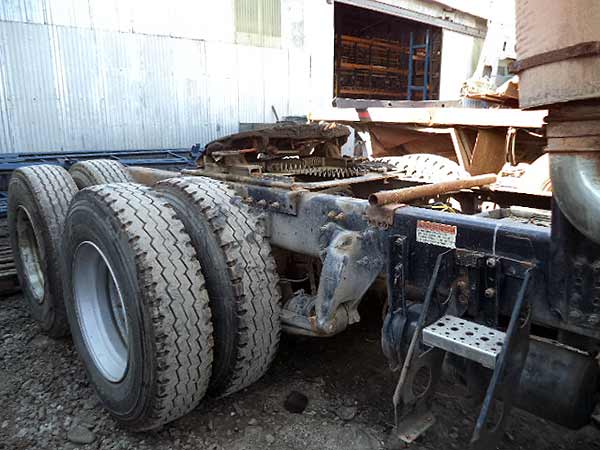 FOCO Freightliner CL120 2008  USADO  EN DESARME