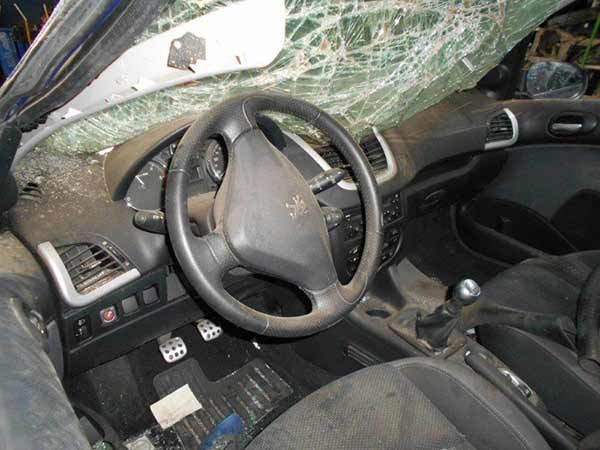  Peugeot 207 2011    EN DESARME