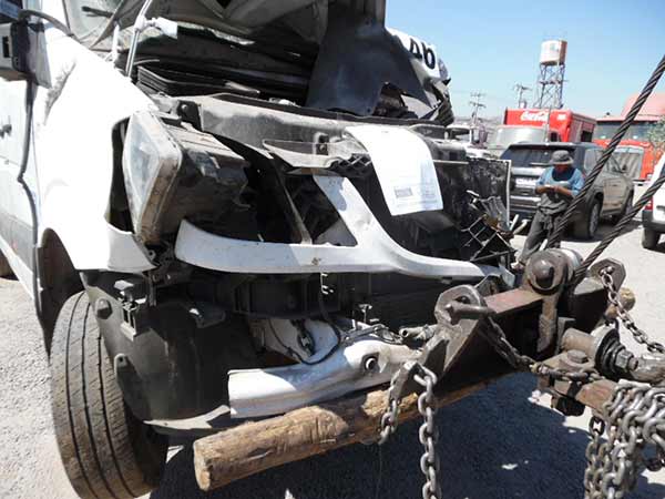 BOMBA ELEVADORA Mercedes-Benz Sprinter 2014  USADO  EN DESARME