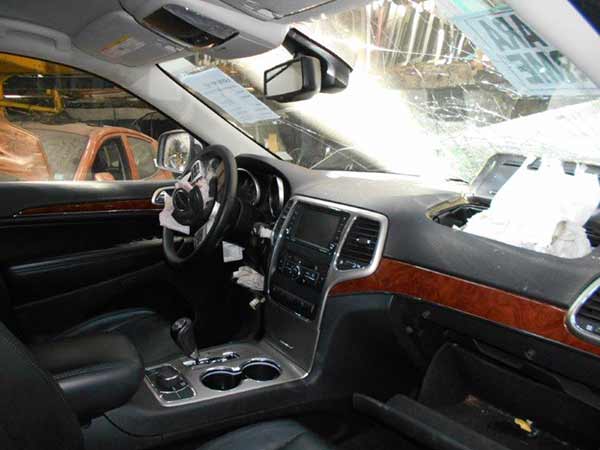  Jeep GRAND CHEROKEE 2012    EN DESARME