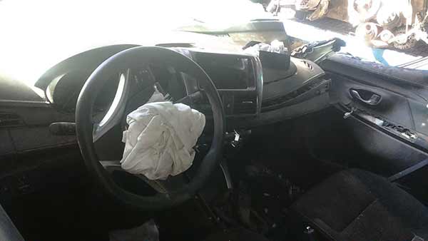  Toyota YARIS 2015    EN DESARME