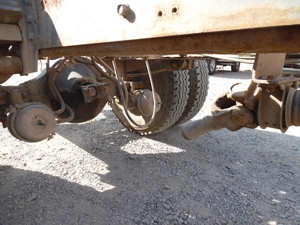 EJE International 4700 1998  USADO  EN DESARME