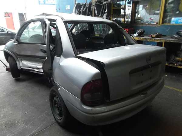  Chevrolet CORSA 2005    EN DESARME