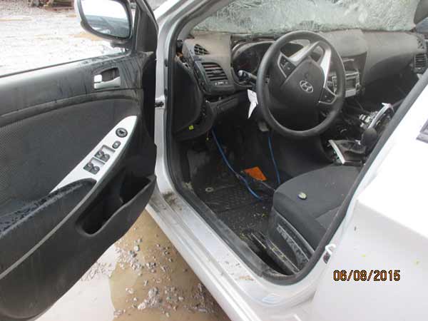  Hyundai ACCENT 2014    EN DESARME