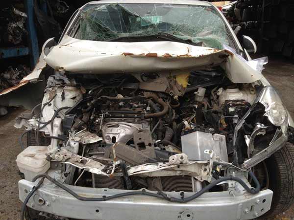  Toyota URBAN 2012    EN DESARME