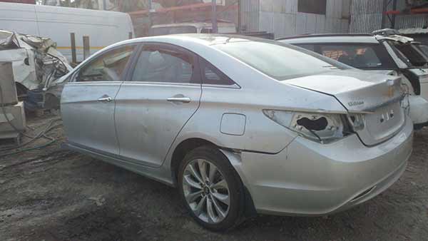  Hyundai SONATA 2011    EN DESARME