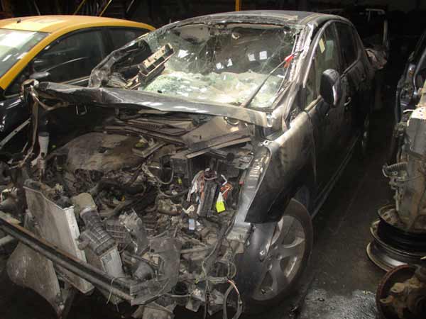 HOMOCINéTICA Peugeot 3008 2014  USADA  EN DESARME