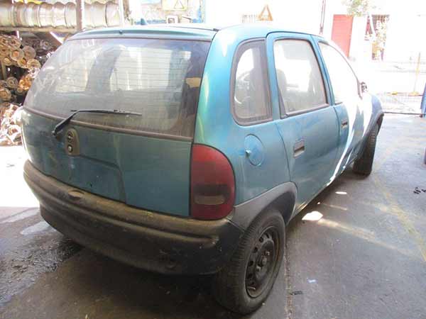 Chevrolet CORSA 2004    EN DESARME