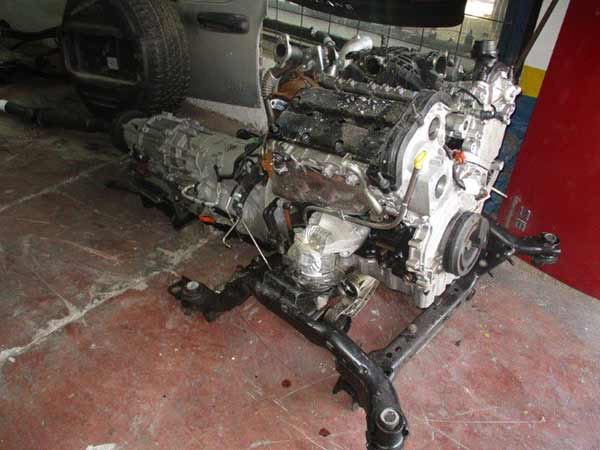 FOCO Jeep GRAND CHEROKEE 2016  USADO  EN DESARME