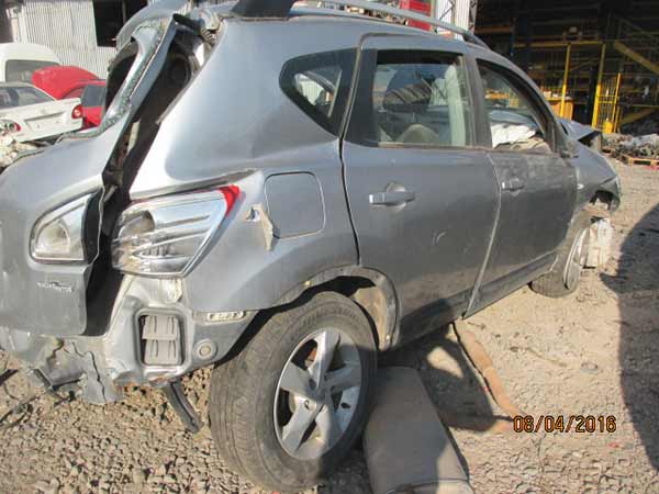 CREMALLERA DE DIRECCIóN Nissan QASHQAI 2012  USADA  EN DESARME