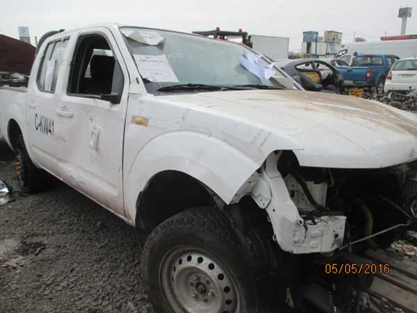  Nissan NAVARA 2013    EN DESARME