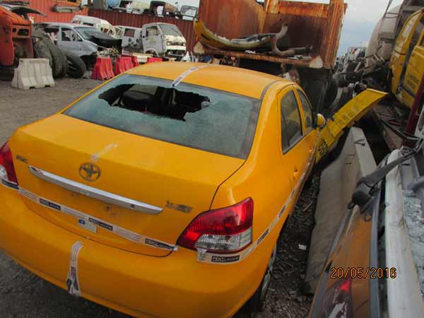  Toyota YARIS 2012    EN DESARME