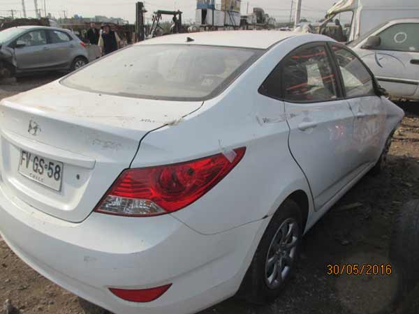  Hyundai ACCENT 2013    EN DESARME