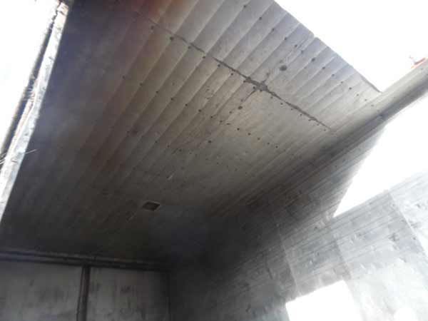 FOCO Mitsubishi CANTER 2004  USADO  EN DESARME