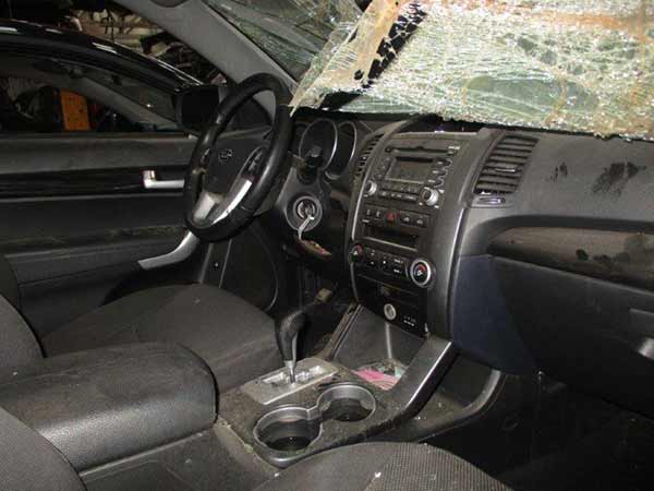  Kia SORENTO 2011    EN DESARME