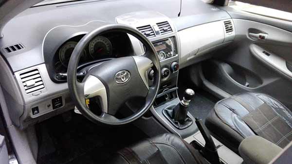  Toyota COROLLA 2014    EN DESARME