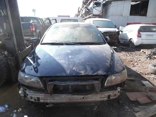 LLANTA Volvo S60 2006  USADA  EN DESARME