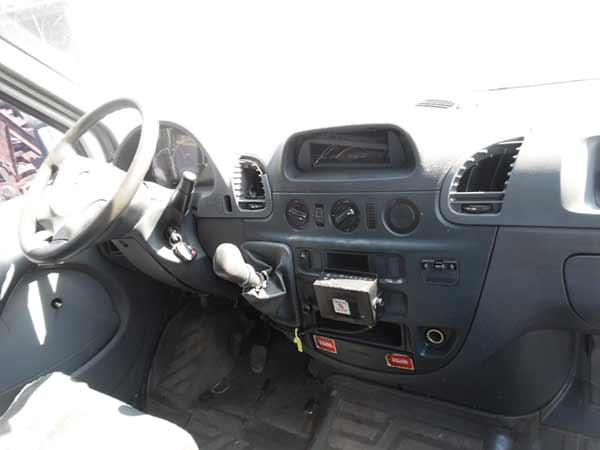 COMPRESOR AIRE ACONDICIONADO Mercedes-Benz Sprinter 2008  USADO  EN DESARME