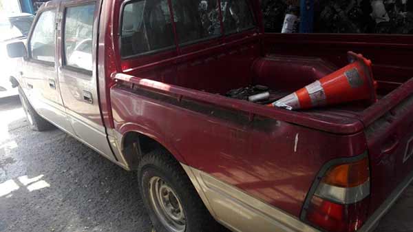  Chevrolet LUV 2000    EN DESARME