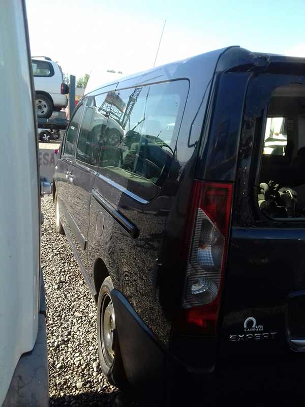 FOCO Peugeot EXPERT 2012  USADO  EN DESARME