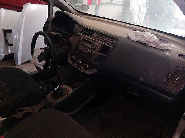  Kia Rio 2012    EN DESARME