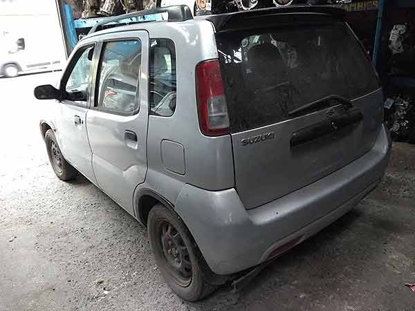  Suzuki IGNIS 2004    EN DESARME