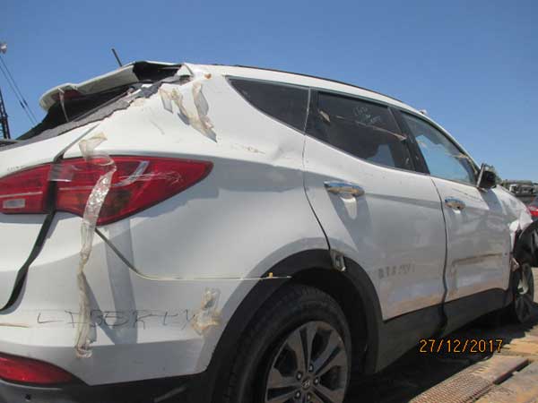  Hyundai SANTA FE 2015    EN DESARME