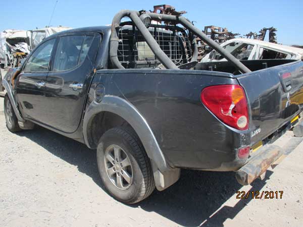  Mitsubishi L200 2014    EN DESARME