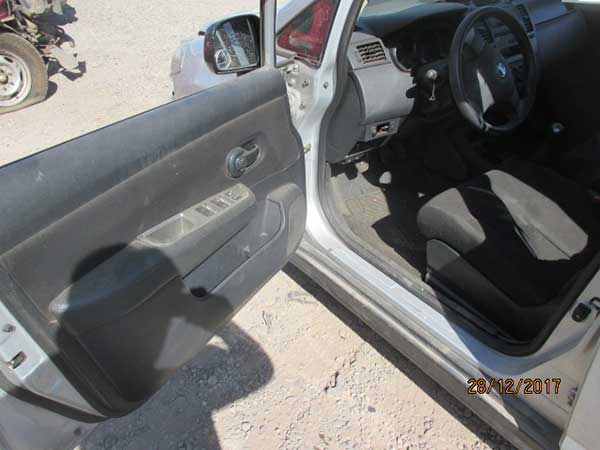 RIEL INYECCIóN Nissan TIIDA 2013  USADO  EN DESARME