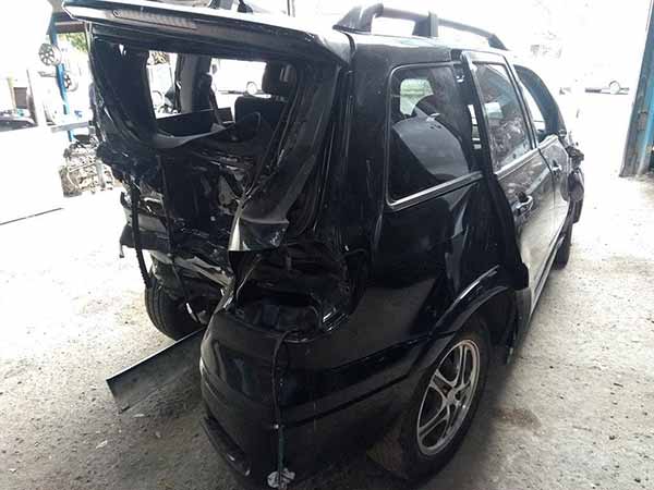  Mitsubishi OUTLANDER 2010    EN DESARME