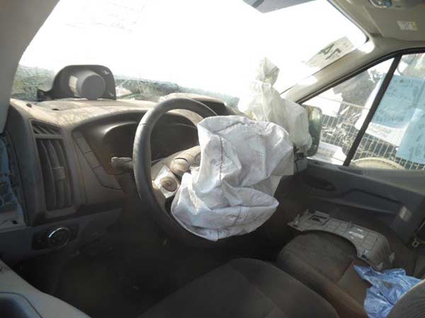 ESTANQUE ACUMULADOR DE AIRE Ford TRANSIT 2017  USADO  EN DESARME