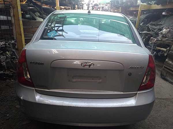  Hyundai ACCENT 2010    EN DESARME