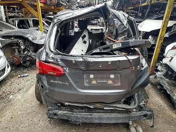  Hyundai SANTA FE 2014    EN DESARME