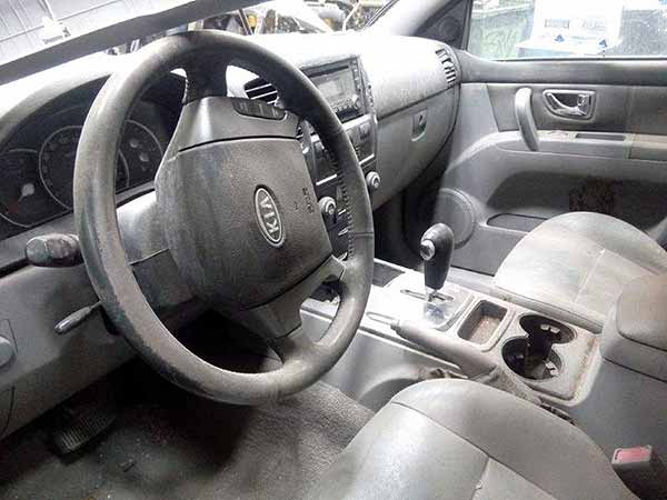 LLANTA Kia SORENTO 2007  USADA  EN DESARME