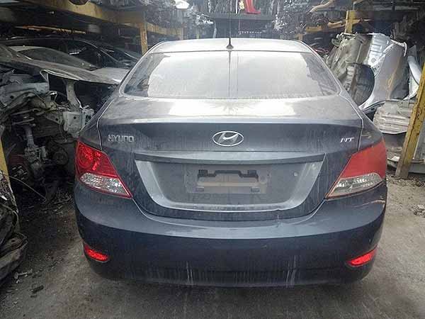  Hyundai ACCENT 2011    EN DESARME