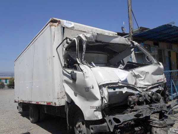 ESTANQUE DE PETROLEO Hino XZU 2016  USADO  EN DESARME