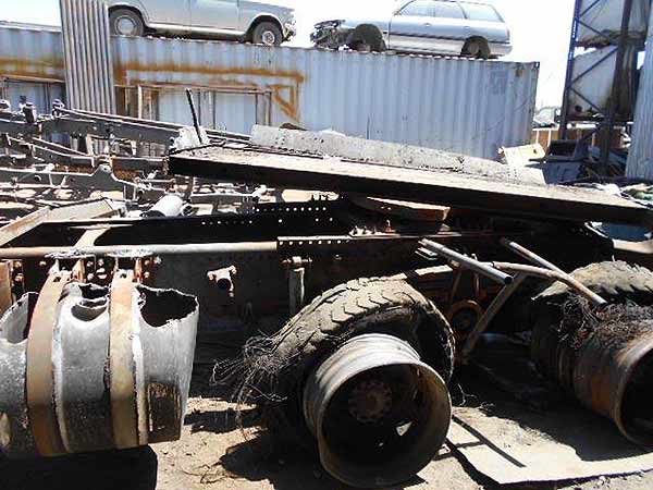 EJE Volvo FH12 2011  USADO  EN DESARME