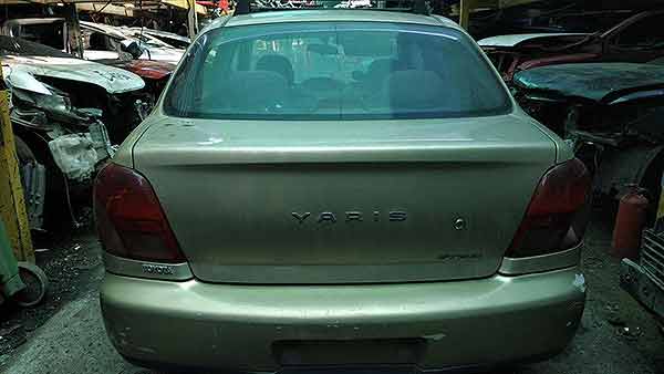  Toyota YARIS 2000    EN DESARME